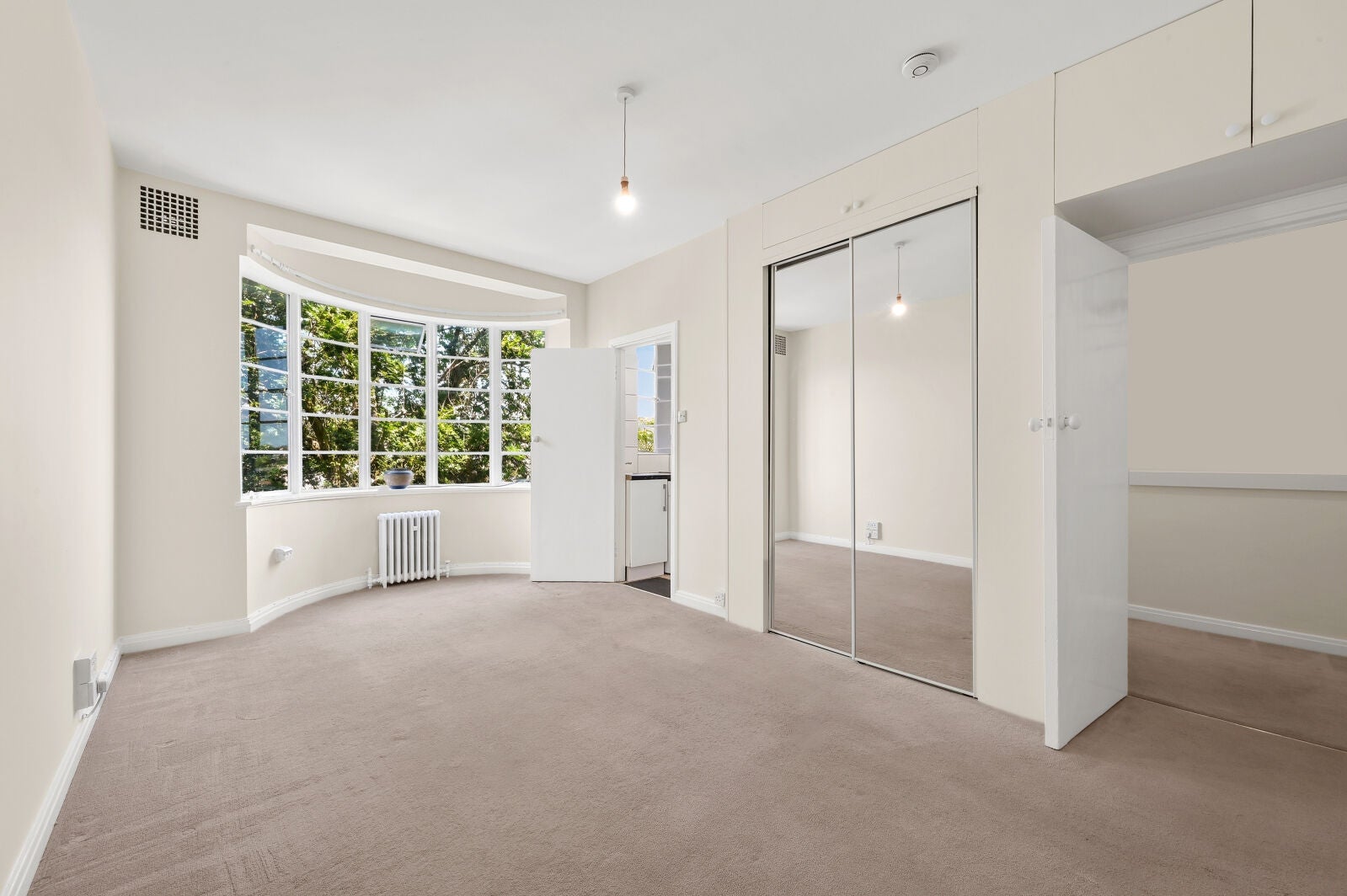 Flat Wyke Road in Greater London