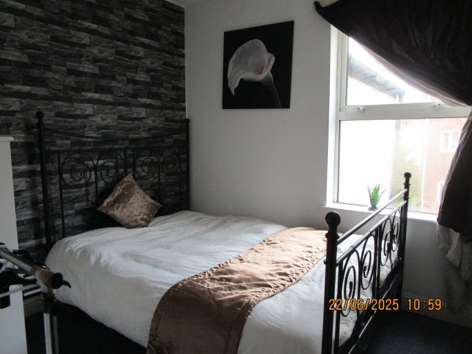Flat Drewry Court in Derby