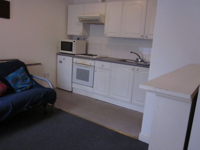 Flat Drewry Court in Derby
