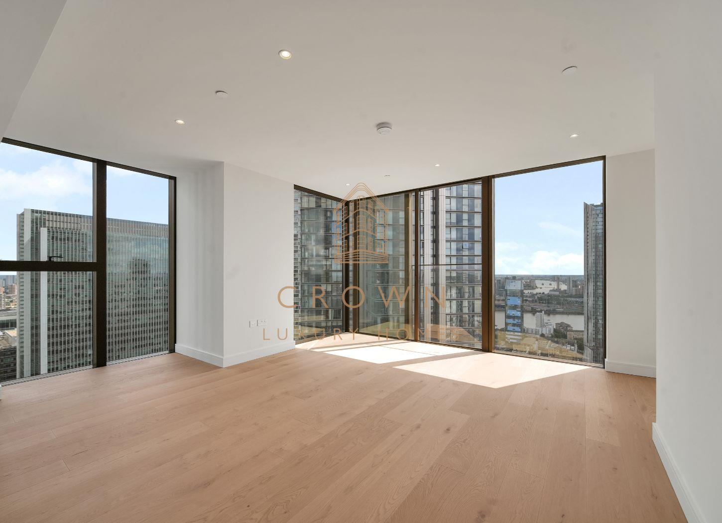 Flat South Quay Square in Greater London