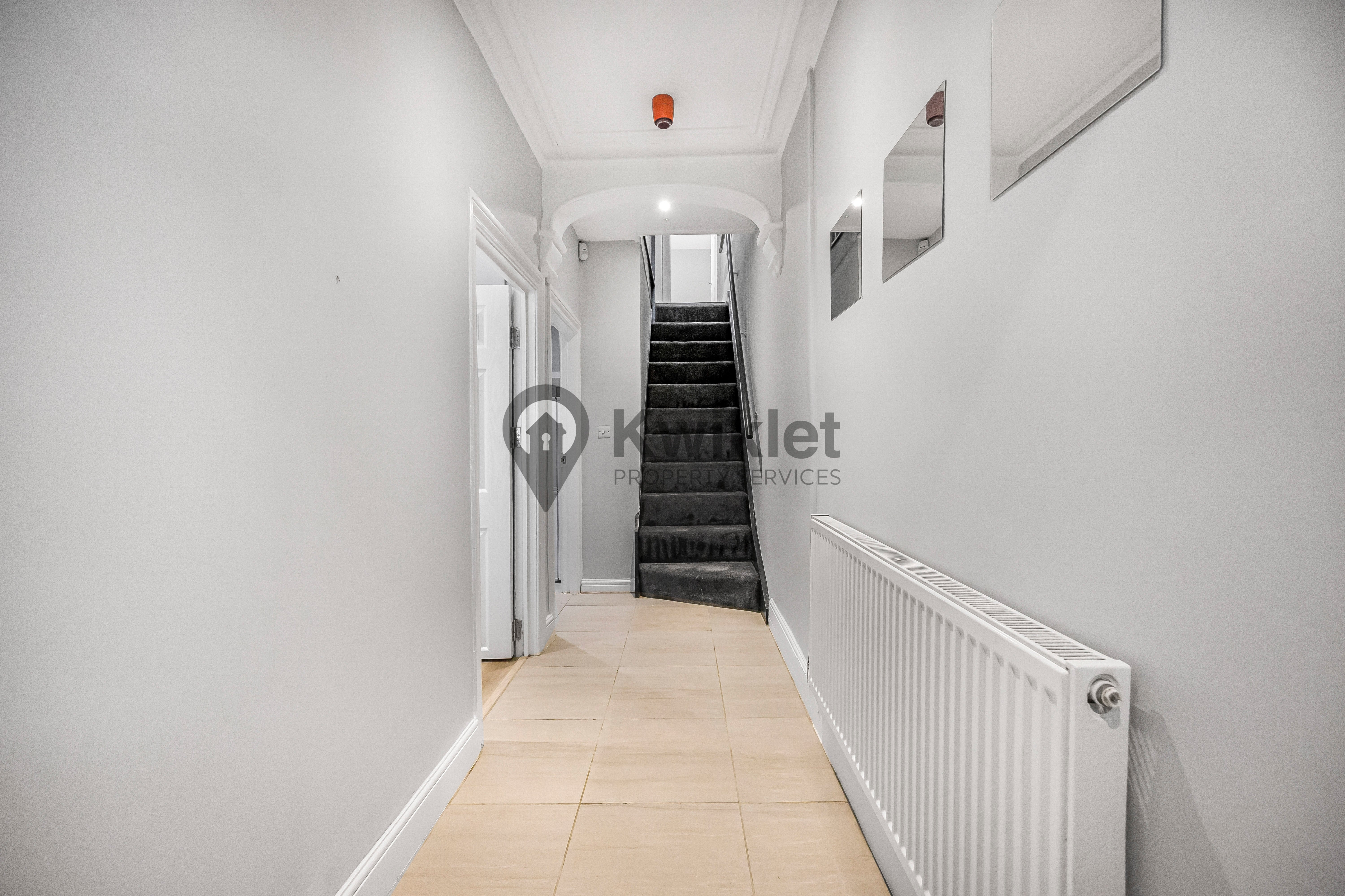 Room Wood Road in Pontypridd