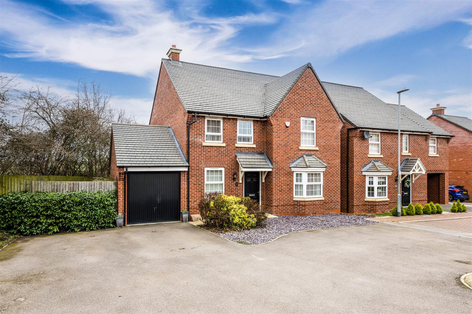 House Heron Close in Higham Ferrers