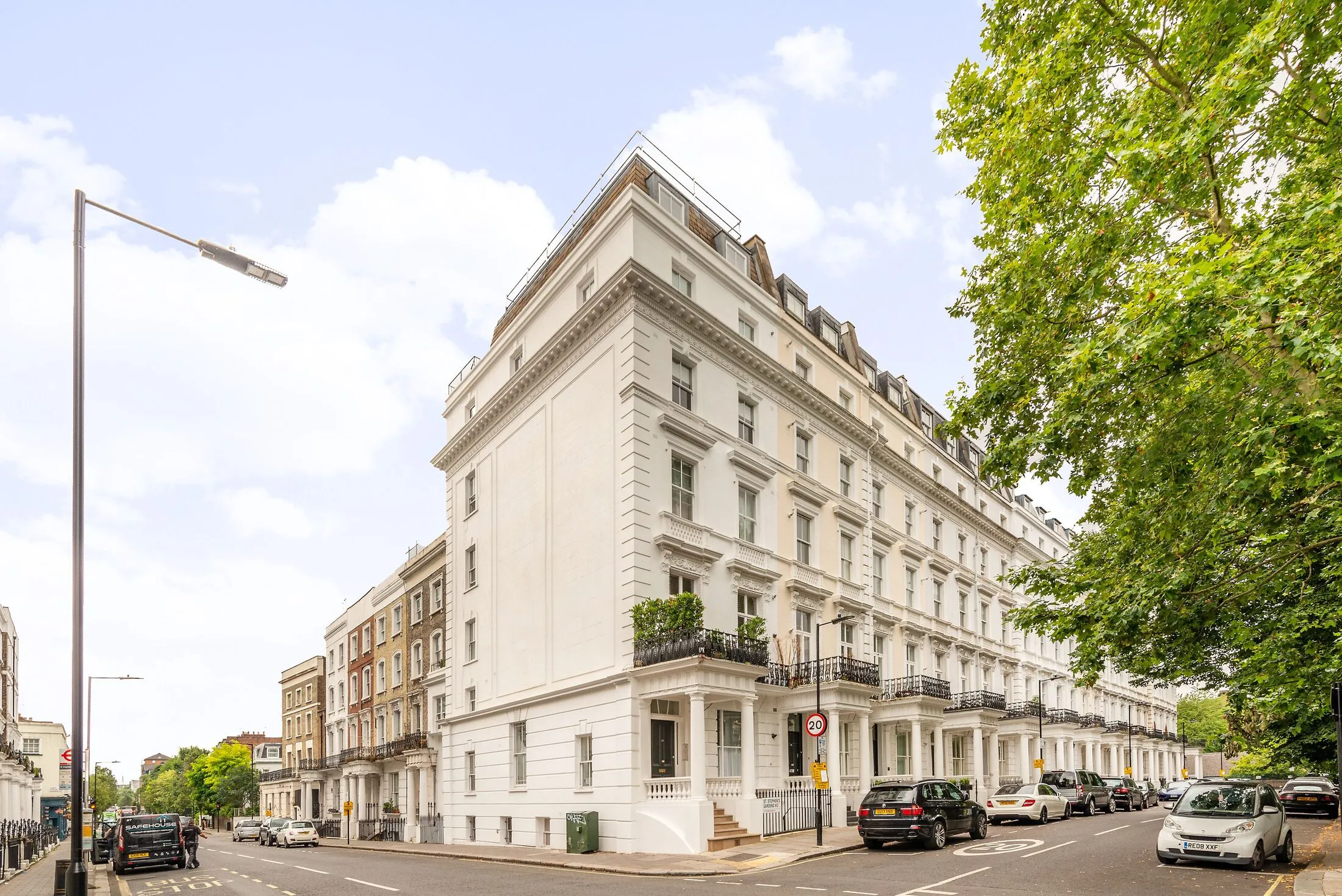 Flat Shrewsbury Road in City of Westminster