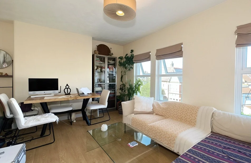 Flat Newlands Park in Greater London