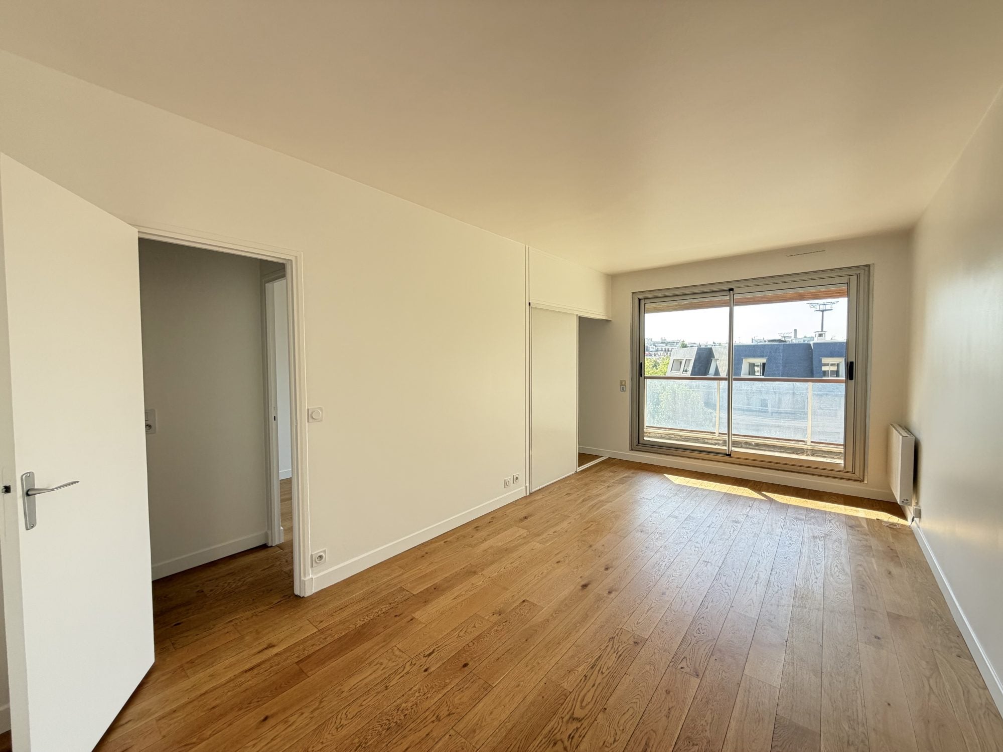 Flat Rue Cino Del Duca in Neuilly-sur-Seine