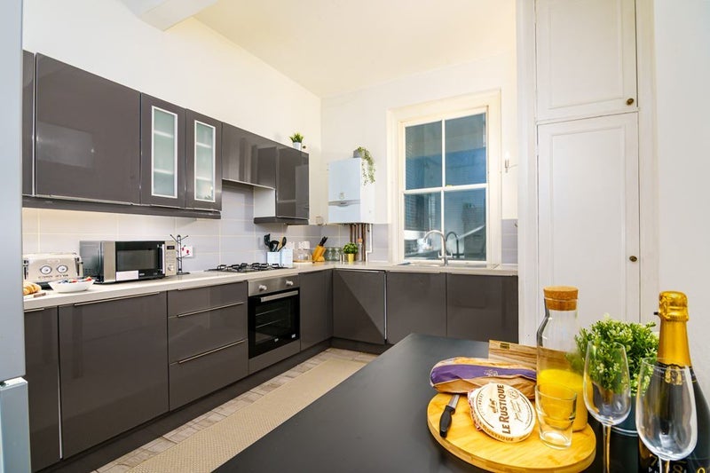 Room Edith Villas in Greater London