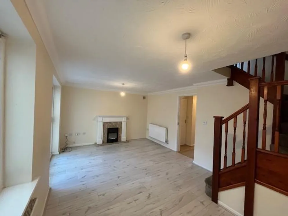 House Allfrey Close in Harborough
