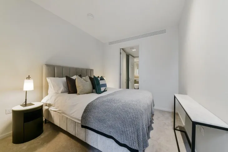 Flat Newfoundland Place in Greater London