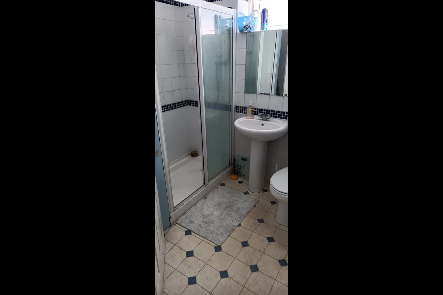 Room Towncourt Crescent in Greater London