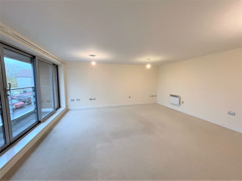 Flat Severn Road in Gloucester