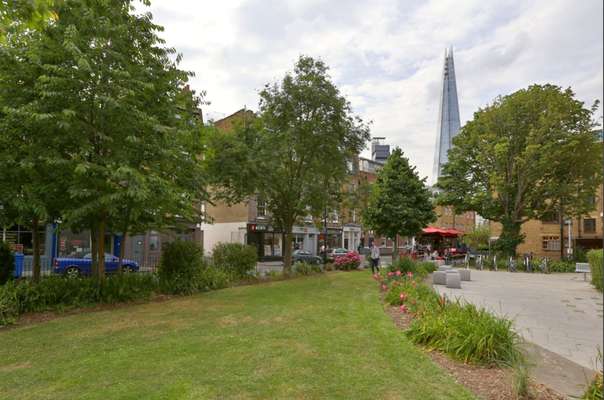 Flat Weston Street in Greater London