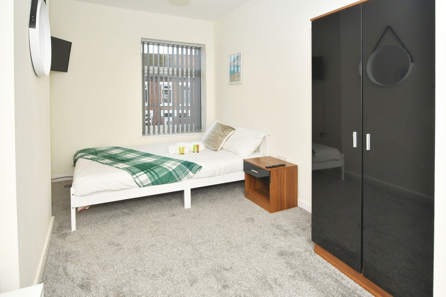 Room Hall O'Shaw Street in Crewe