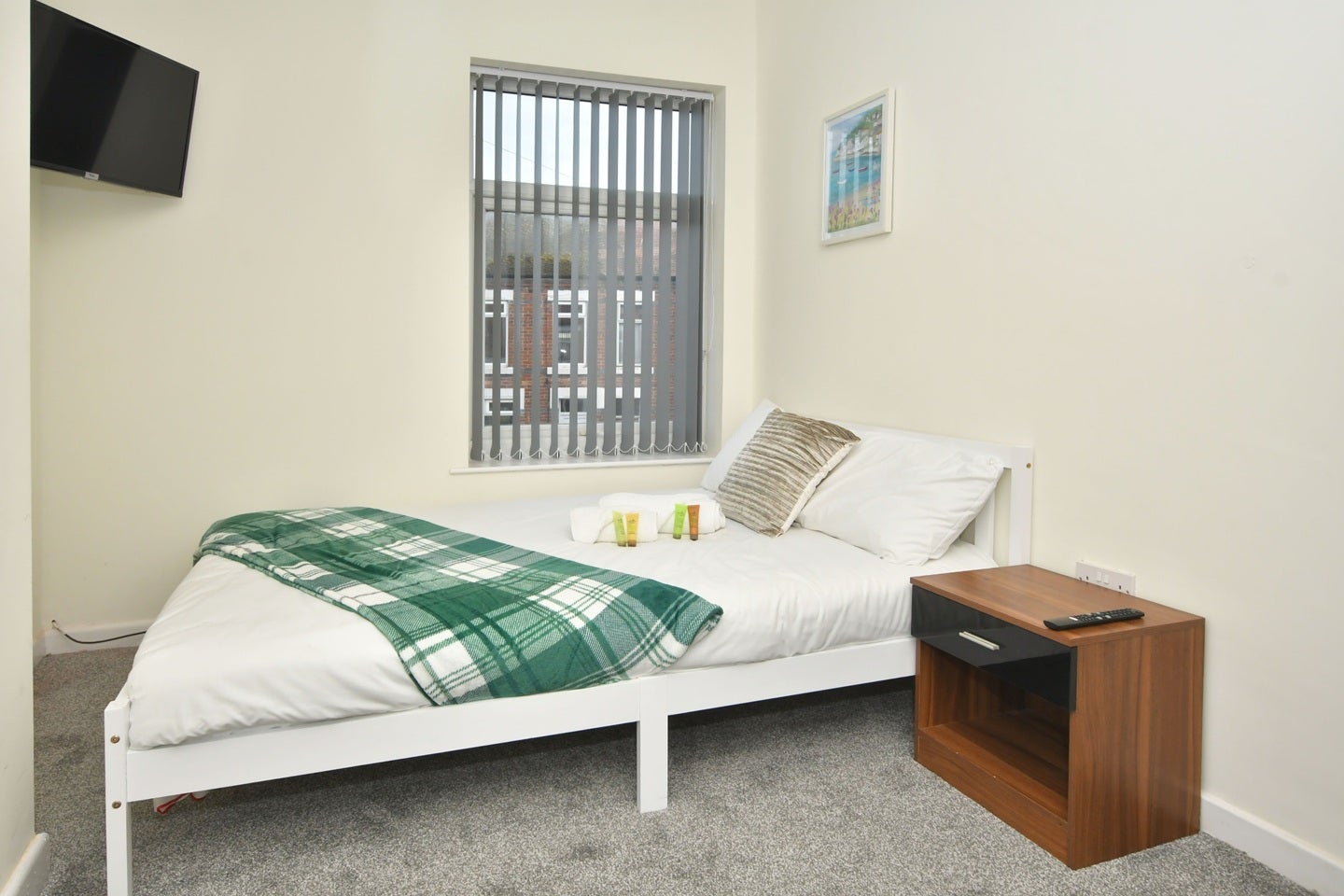 Room Hall O'Shaw Street in Crewe