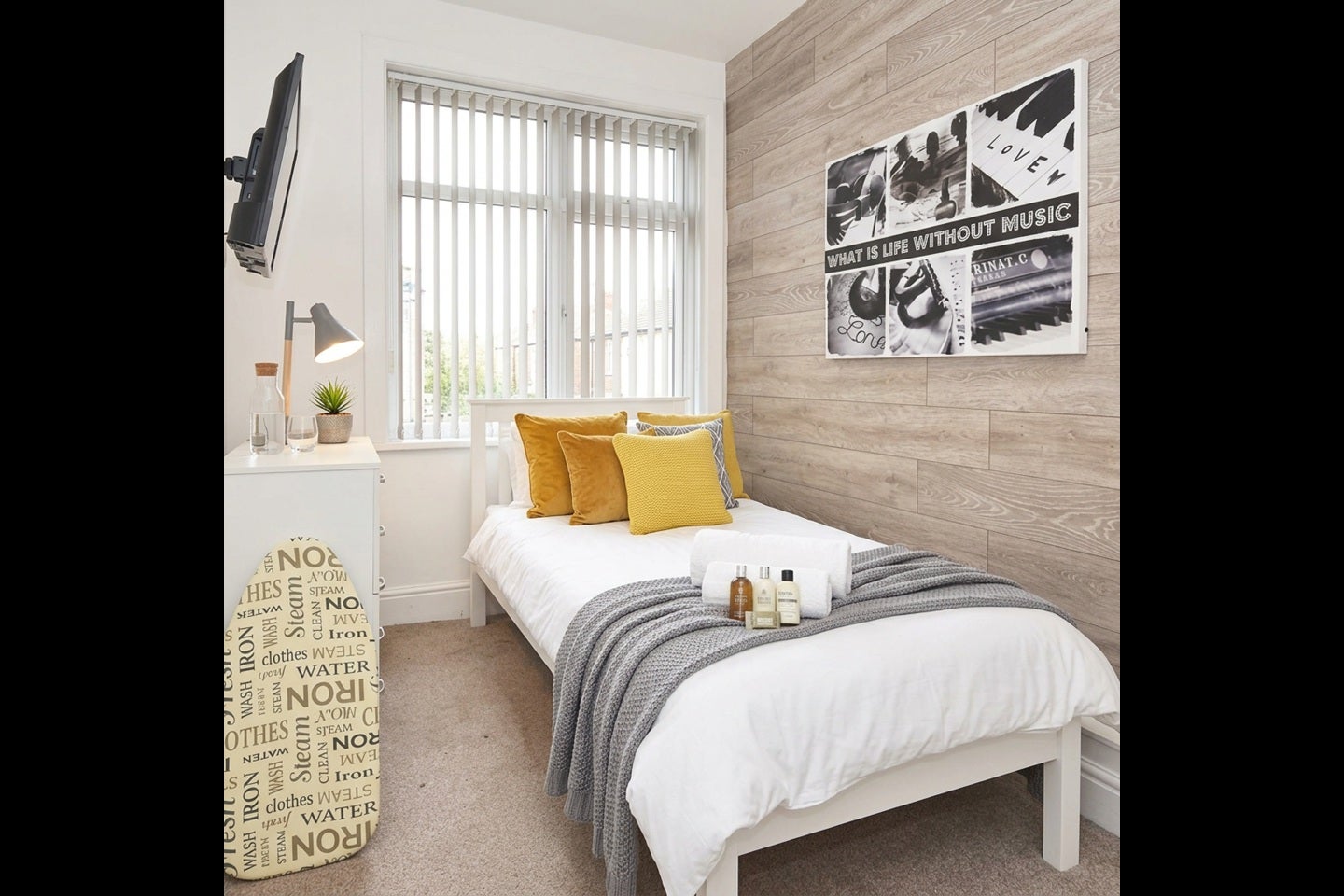 Room Lord Street in Crewe