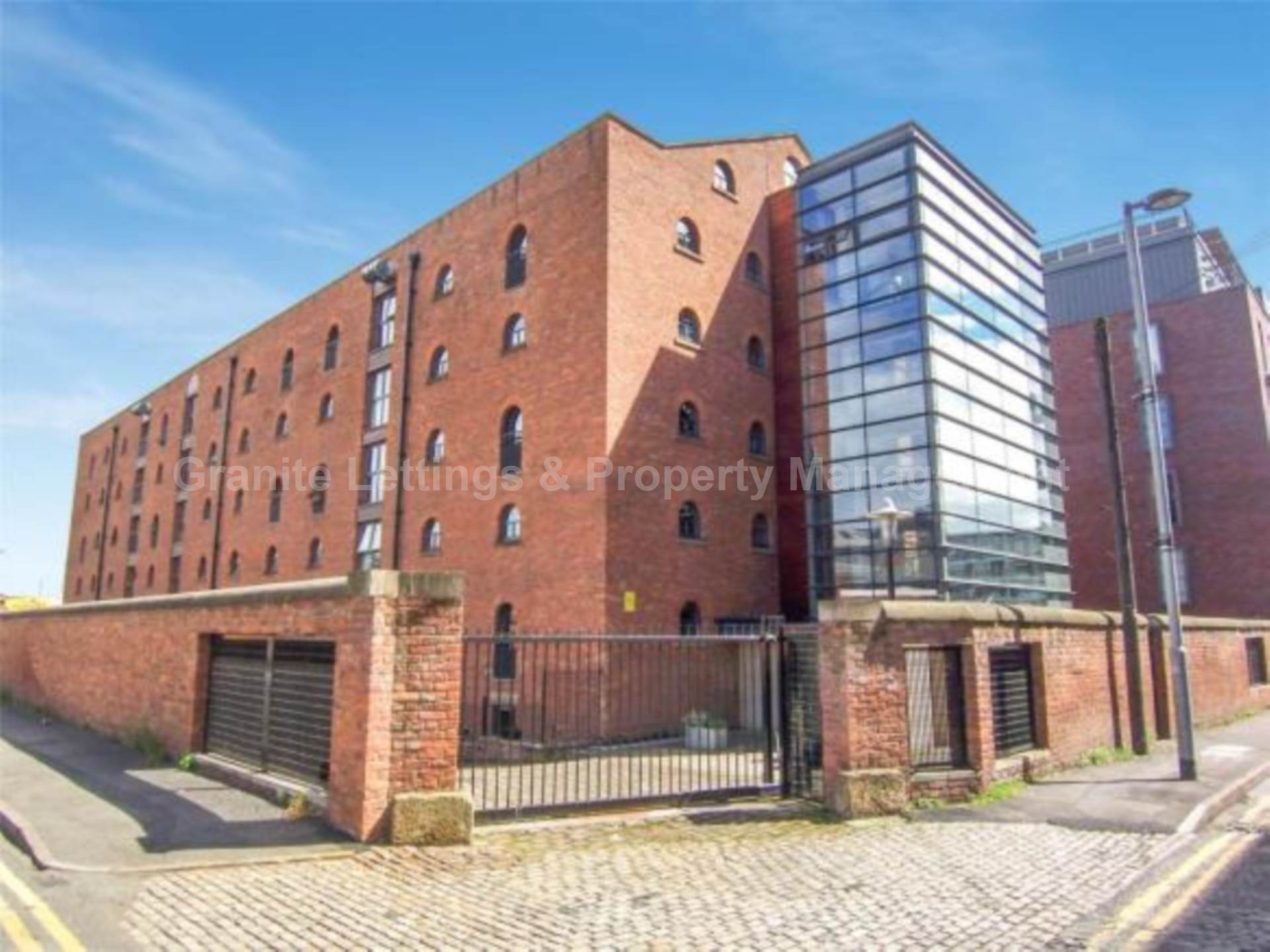 Flat Tariff Street in Manchester