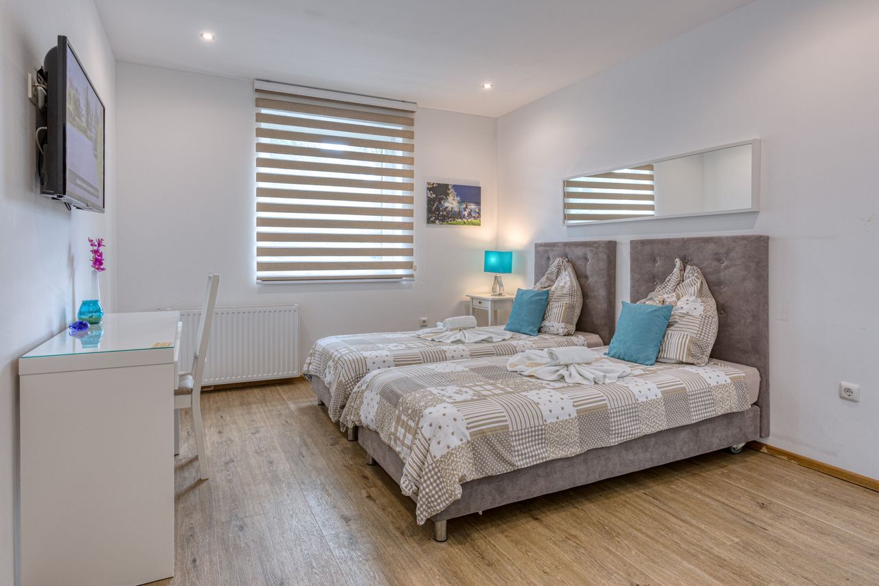 Zimmer Bach in Lohmar