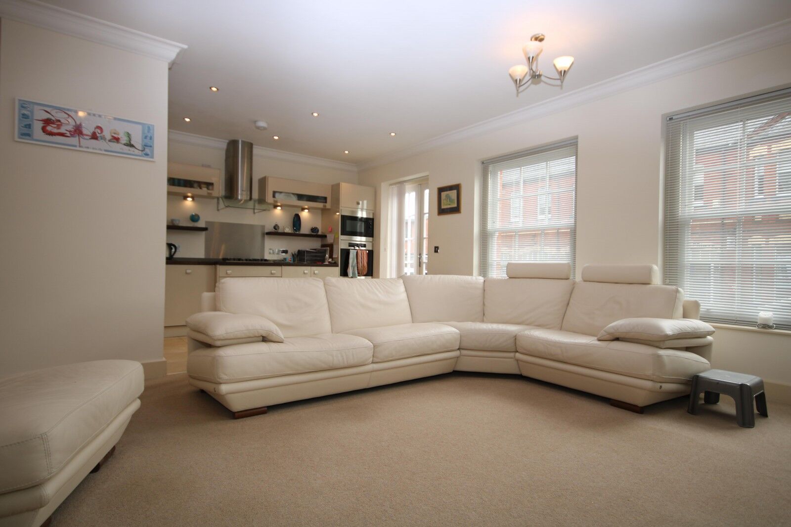 Flat Norman Avenue in South Oxfordshire