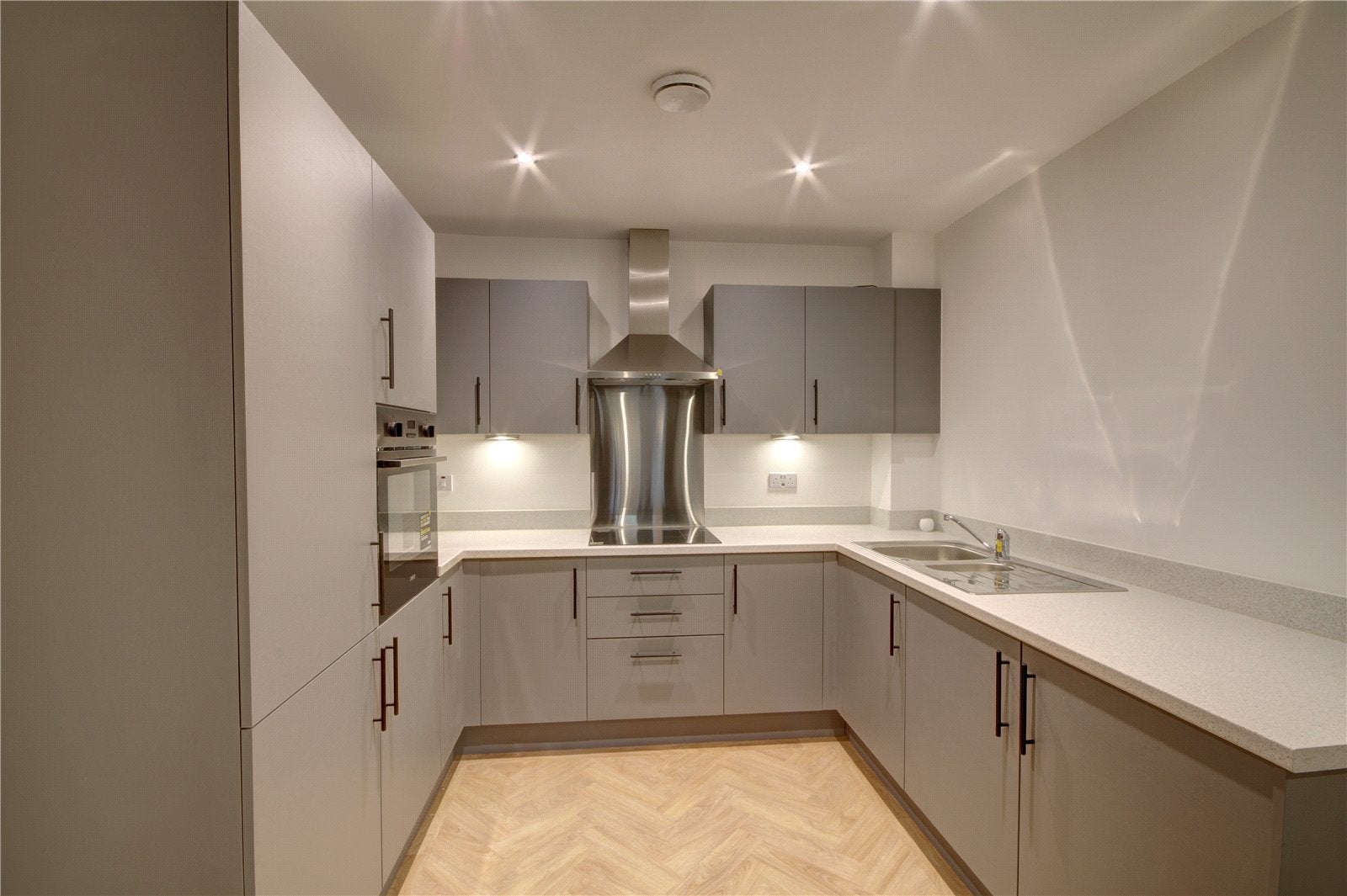 Flat Greensfield Close in Gateshead