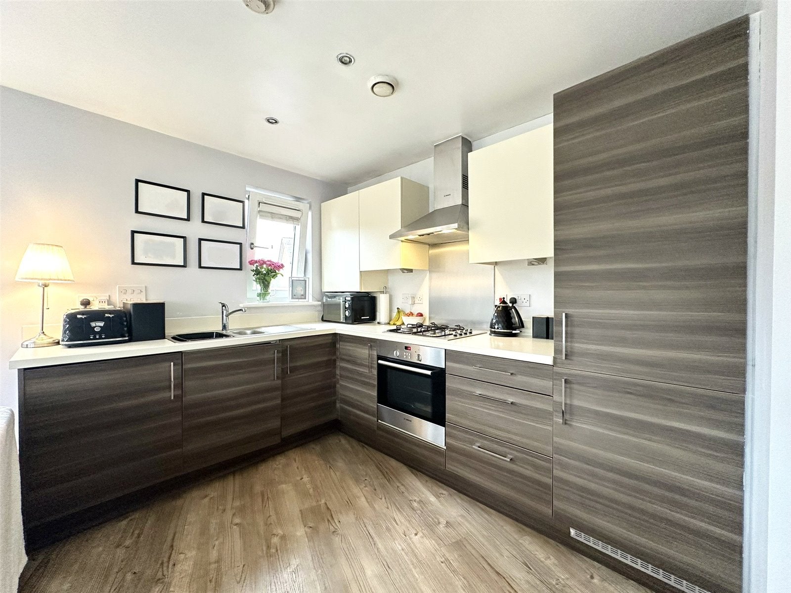 Flat Ingress Park Avenue in Dartford