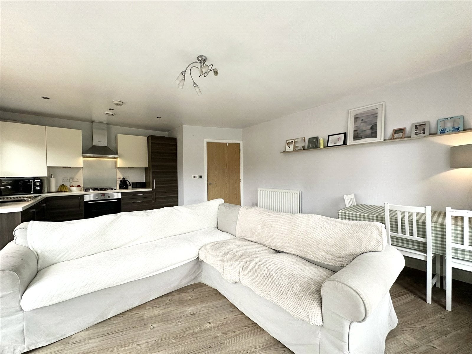 Flat Ingress Park Avenue in Dartford