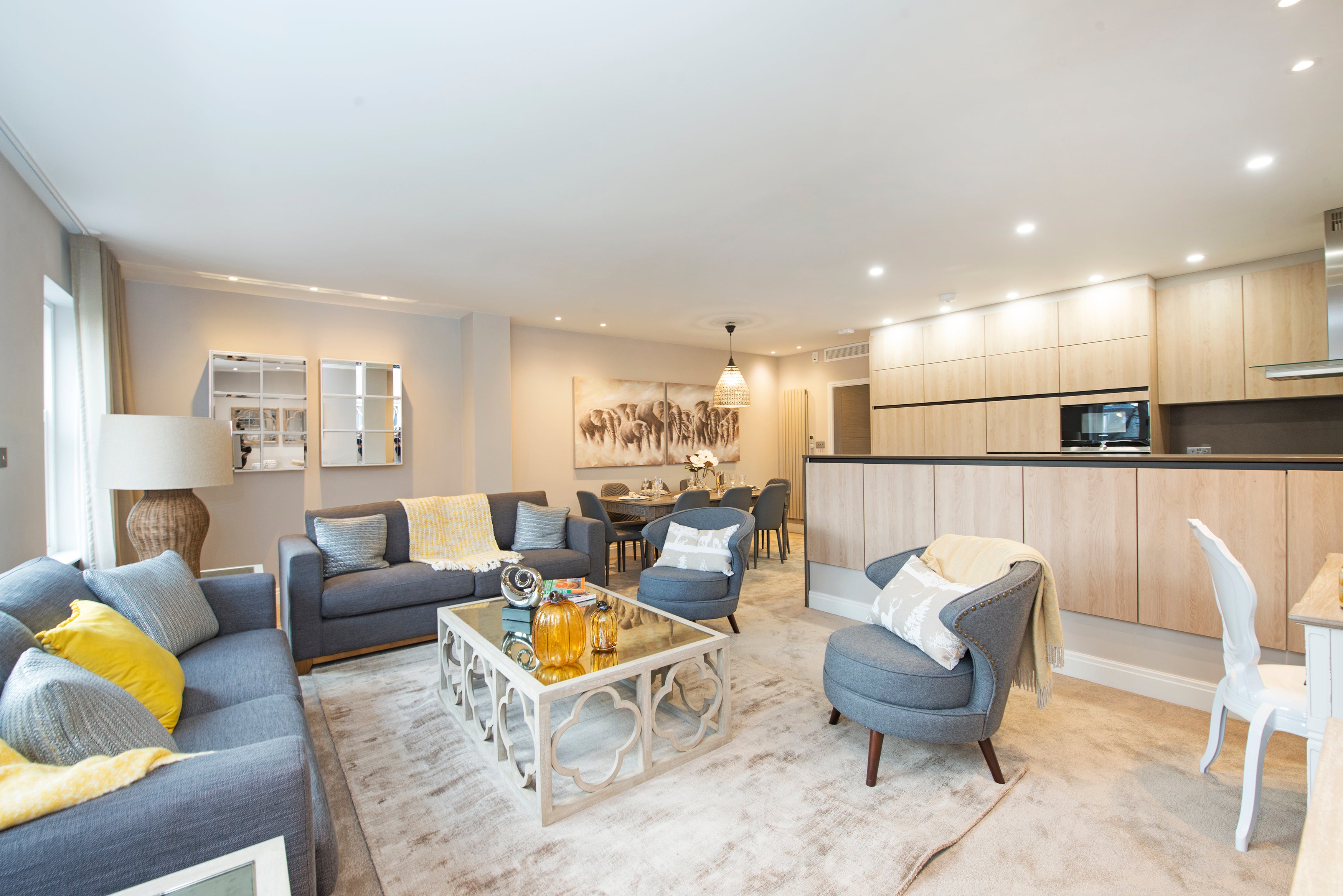 Flat Wedderburn Road in Greater London