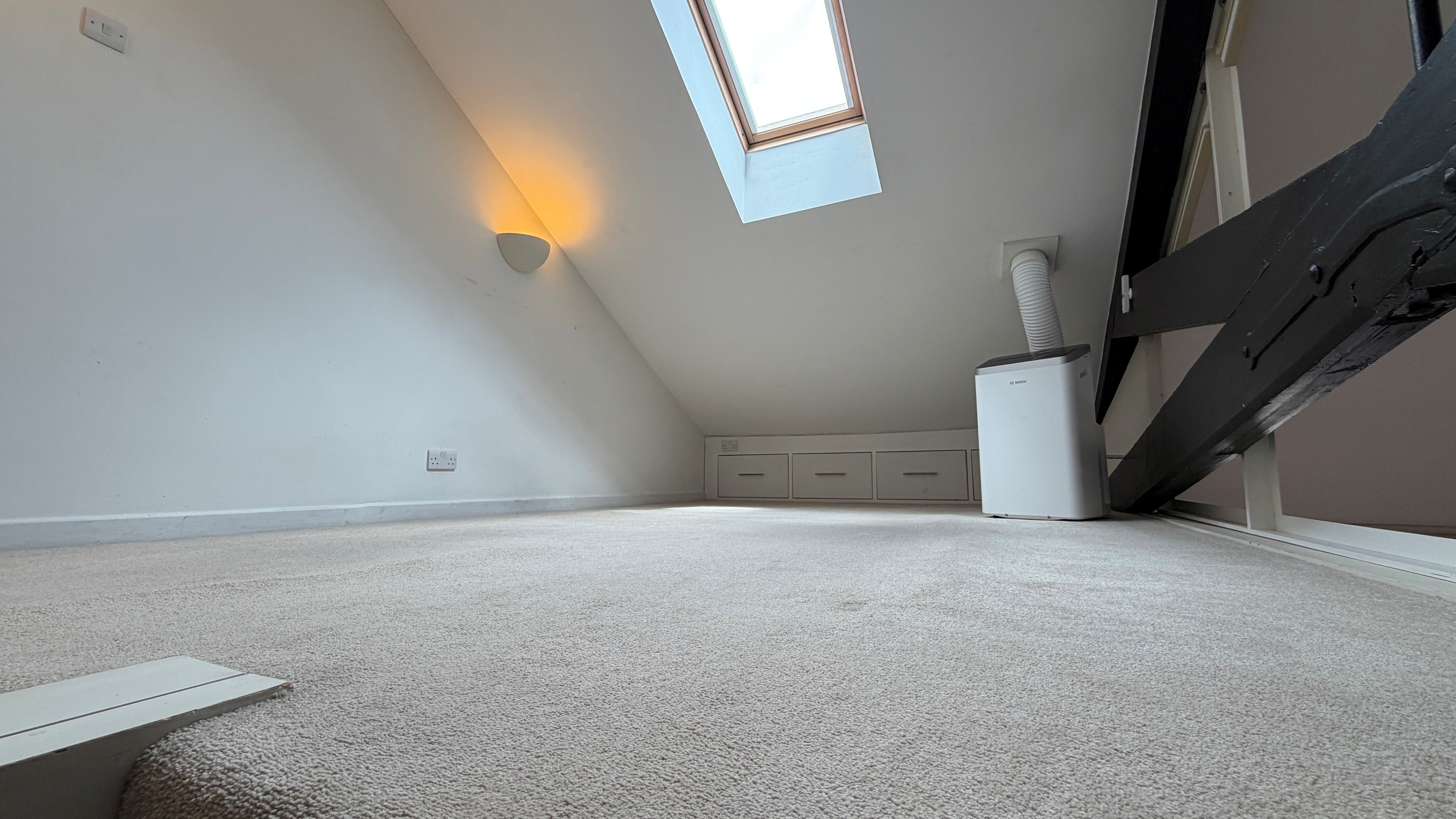 Flat West Hill in Portishead