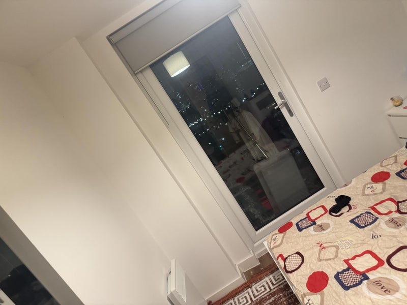 Room Elmira Way in Salford