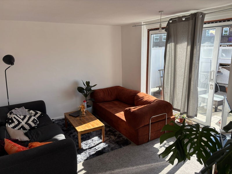Flat Gales Garden Mews in Greater London