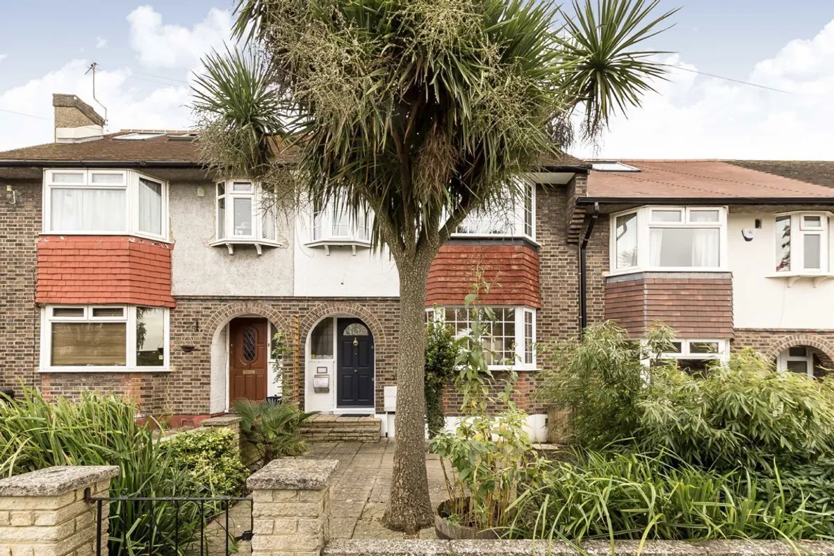 House Templecombe Way in Greater London