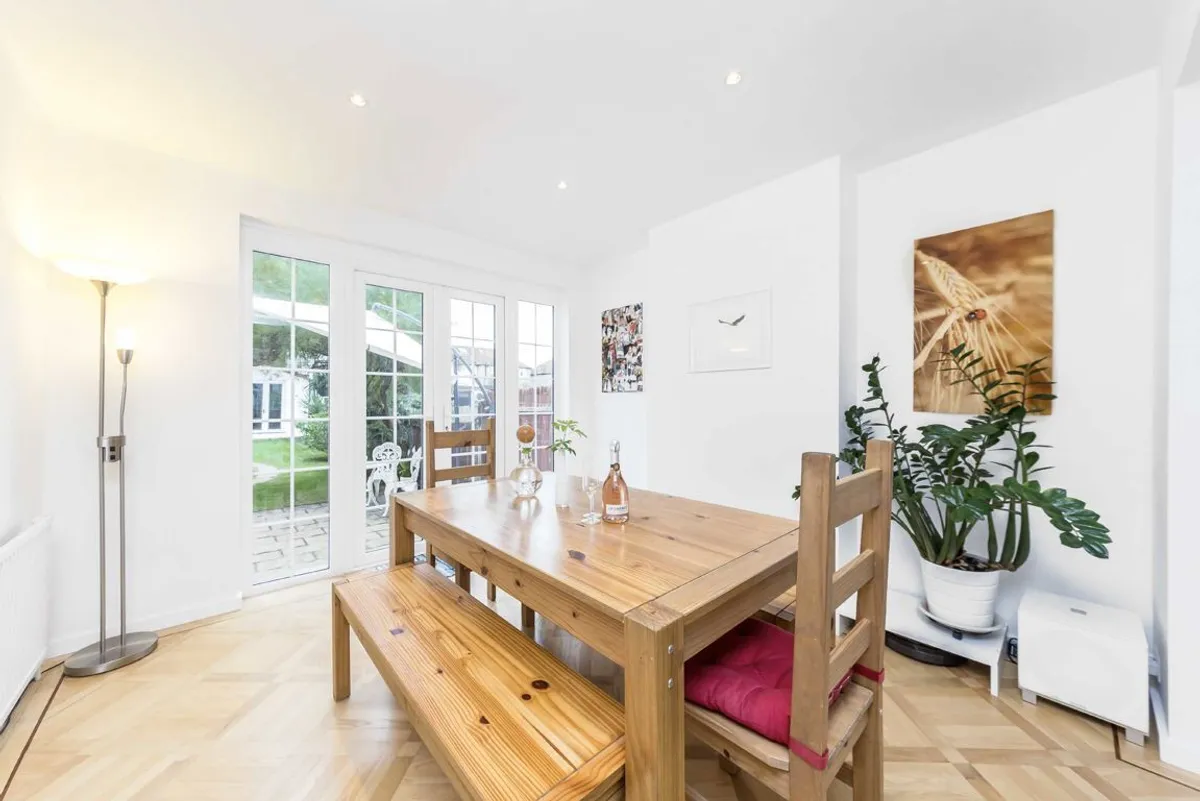 House Templecombe Way in Greater London