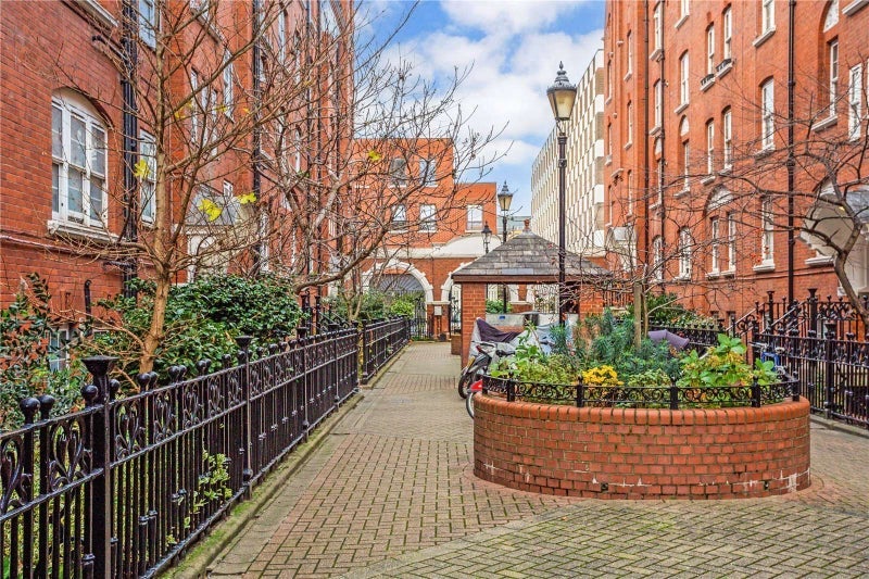 Flat Vincent Street in City of Westminster