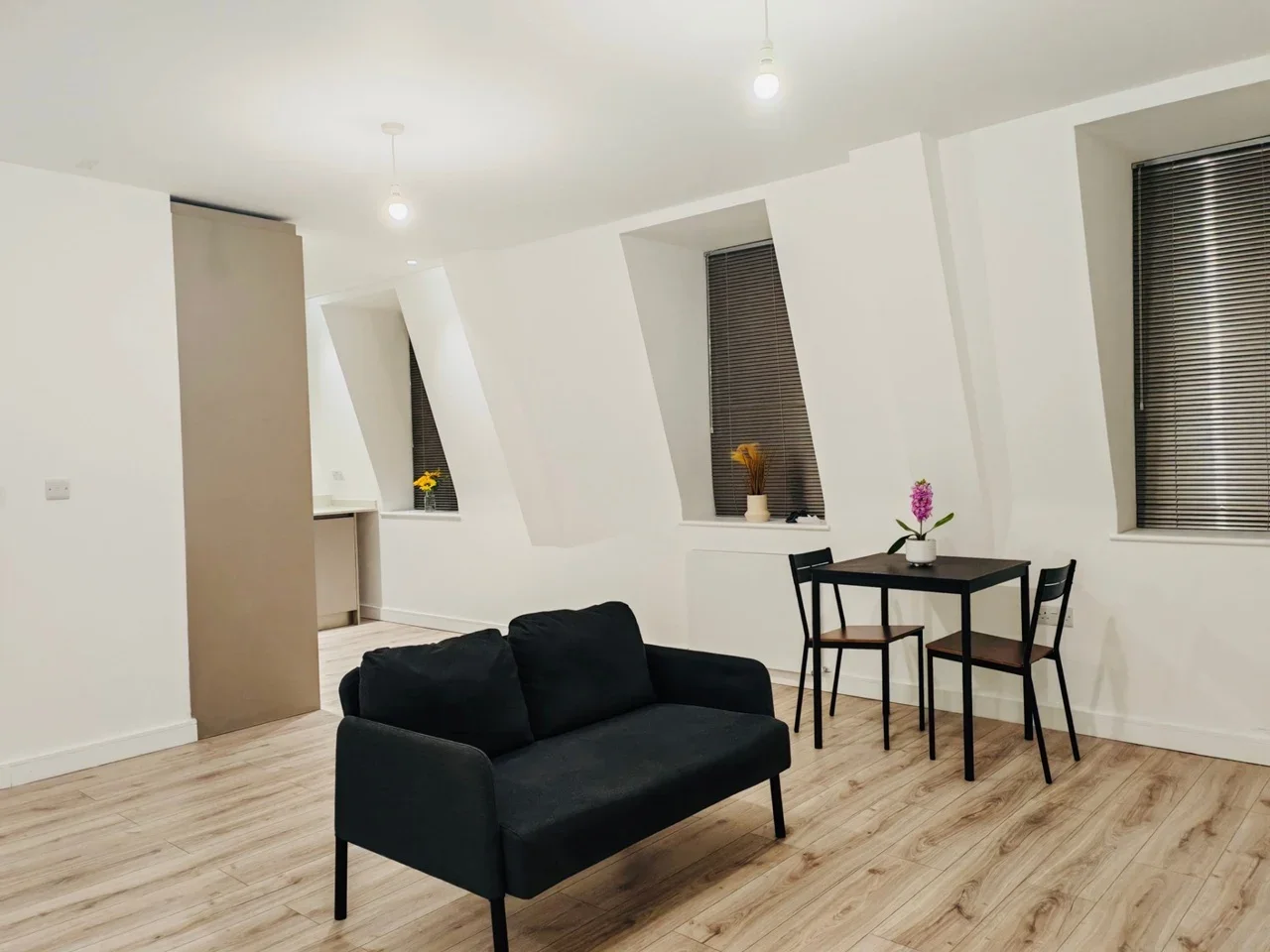 Flat Alexandra Street in Southend-on-Sea