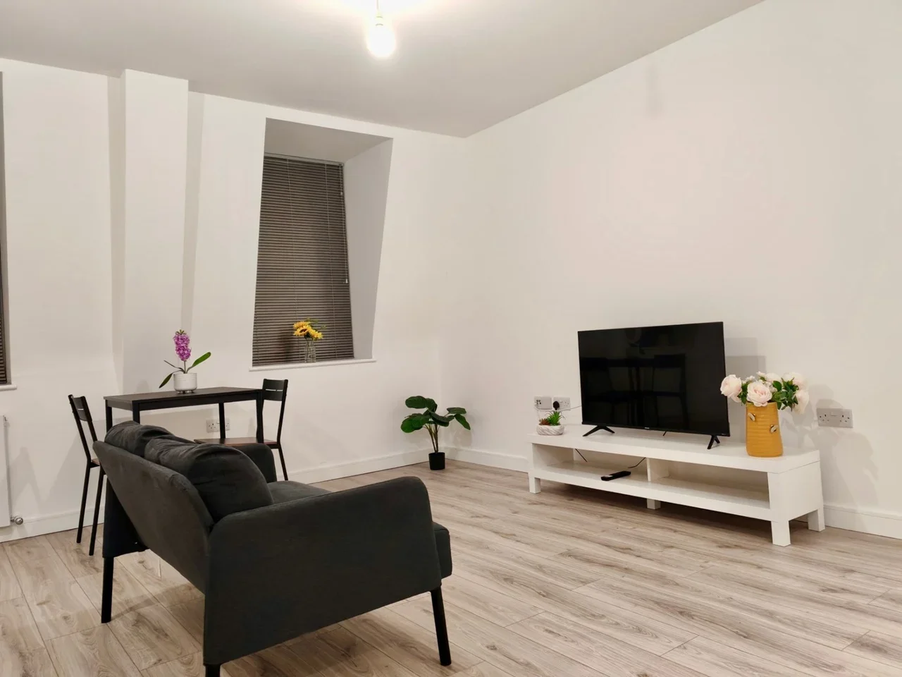 Flat Alexandra Street in Southend-on-Sea
