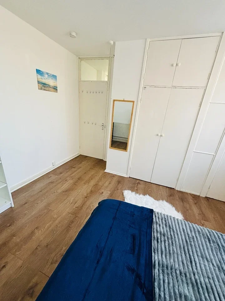 Room Marylands Road in City of Westminster