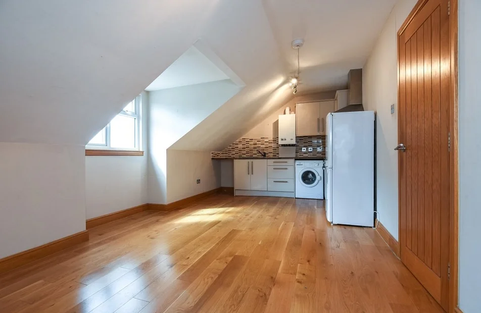 Flat Elm Lane in Greater London
