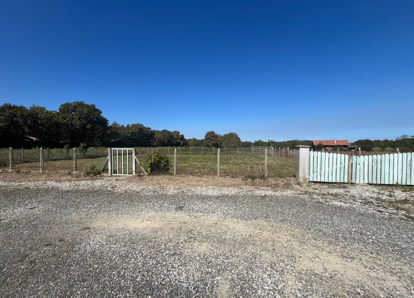 House Route du Haut de Pouy in Clermont