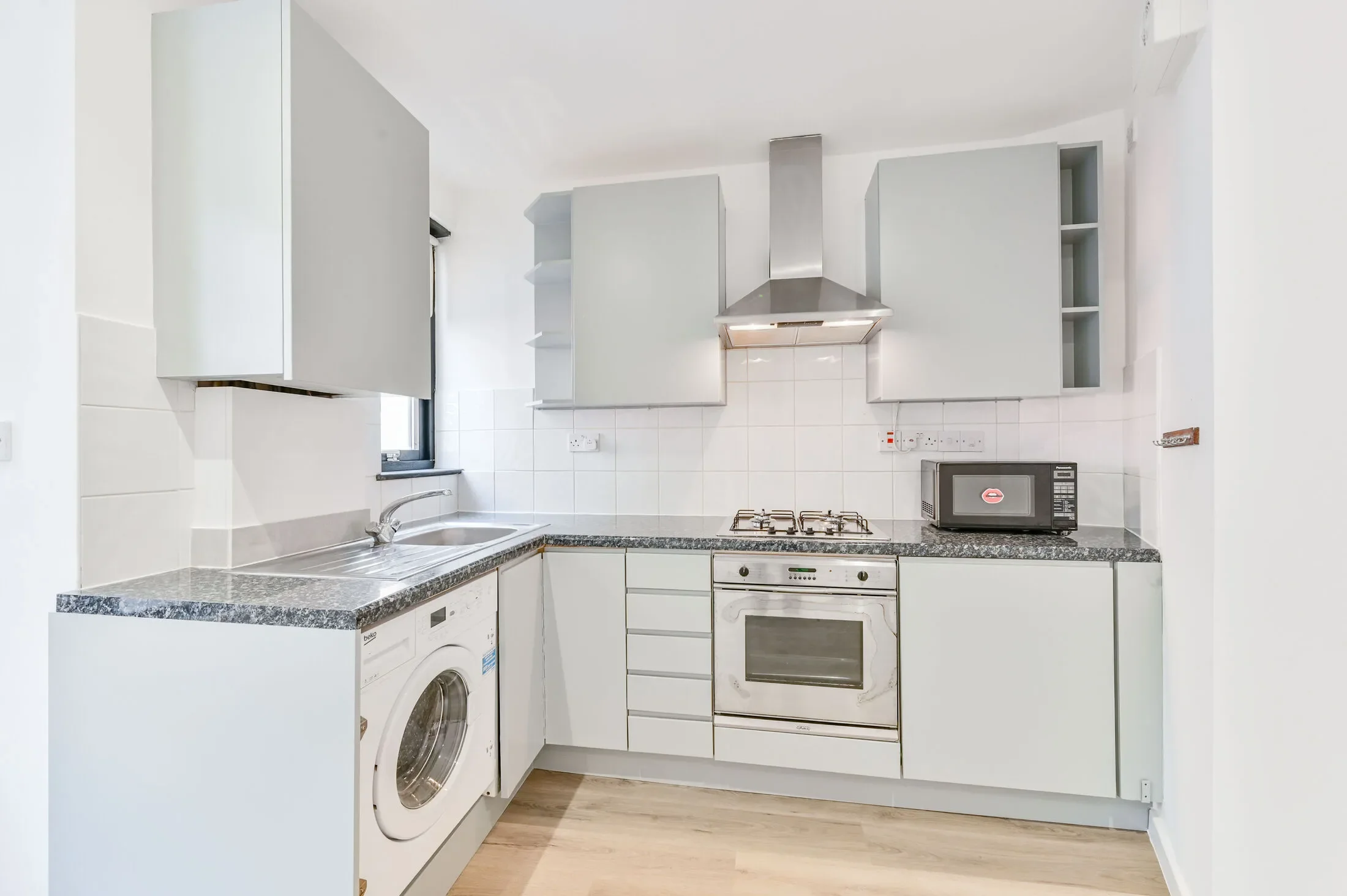 Flat Charing Cross Road in City of Westminster