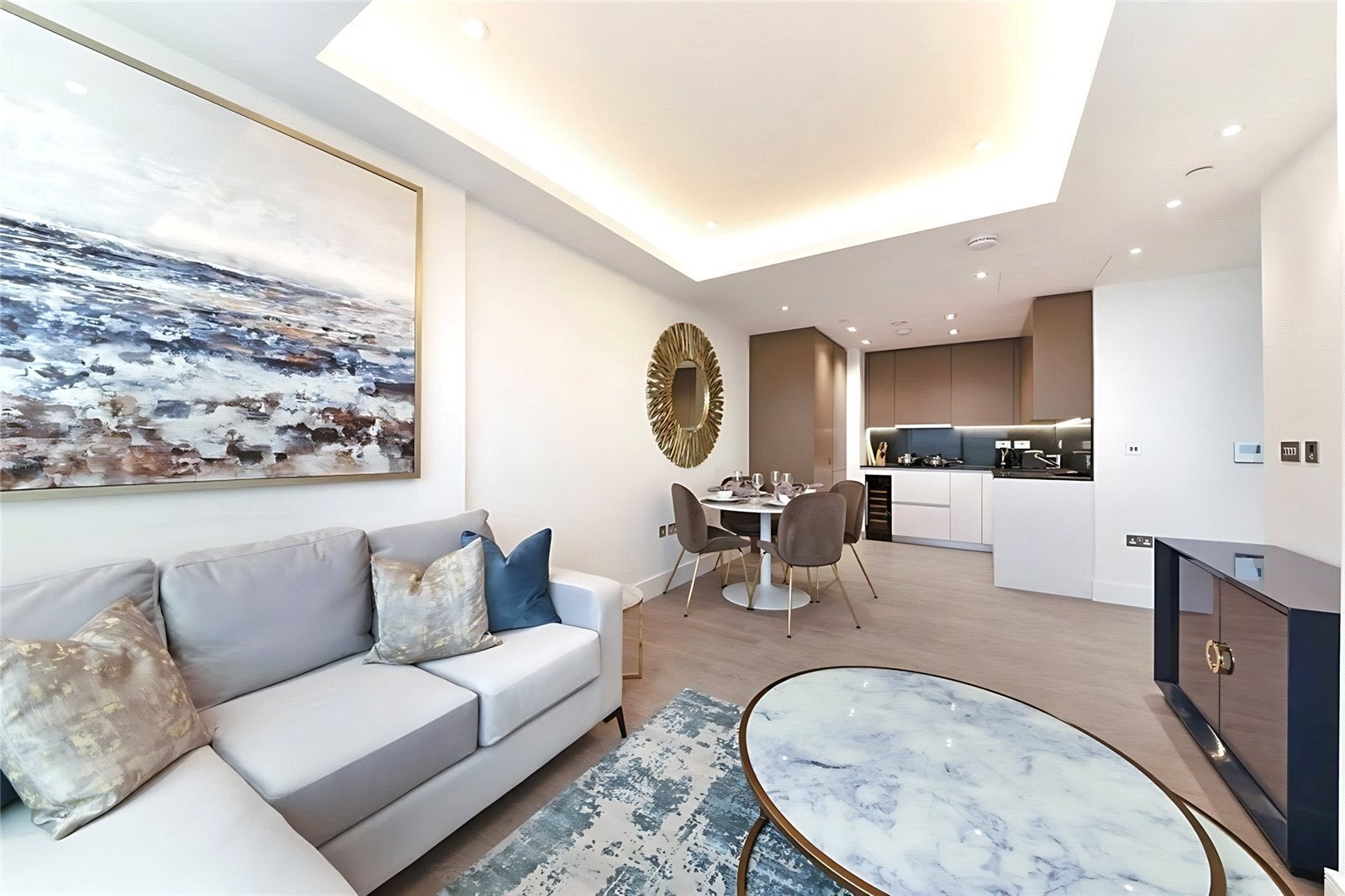 Flat Dingley Road in Greater London