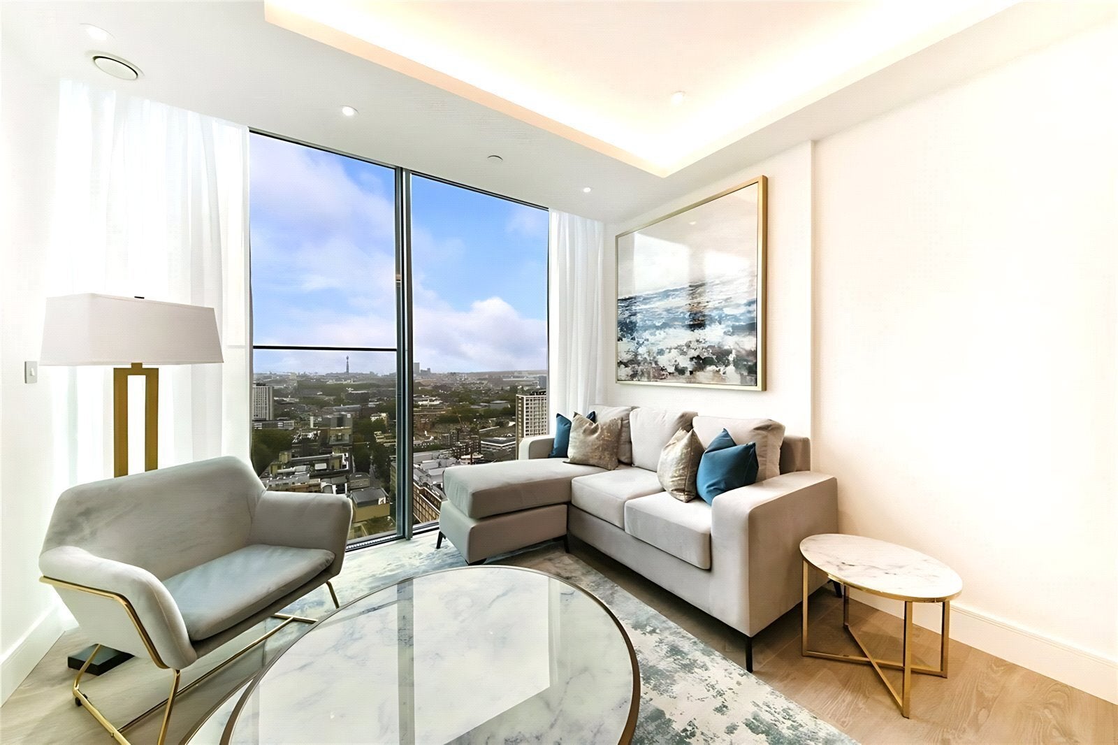 Flat Dingley Road in Greater London