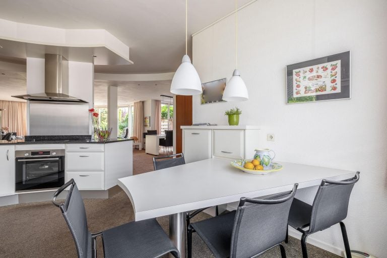 Hoekwoning te koop: Charles Ruysstraat 10, Reuver