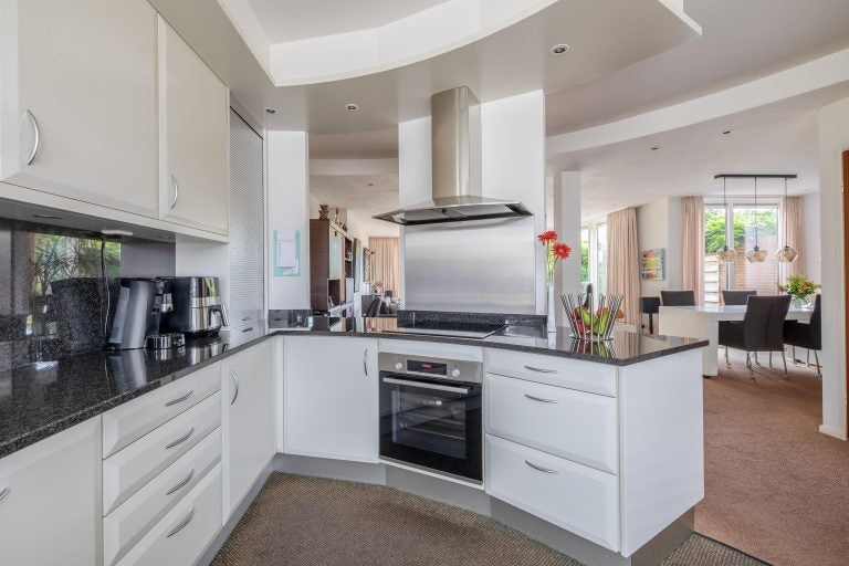 Hoekwoning te koop: Charles Ruysstraat 10, Reuver