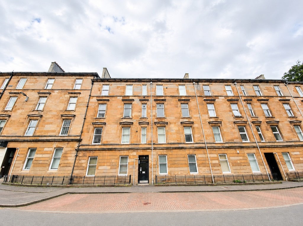 Flat Bathgate Street in Glasgow
