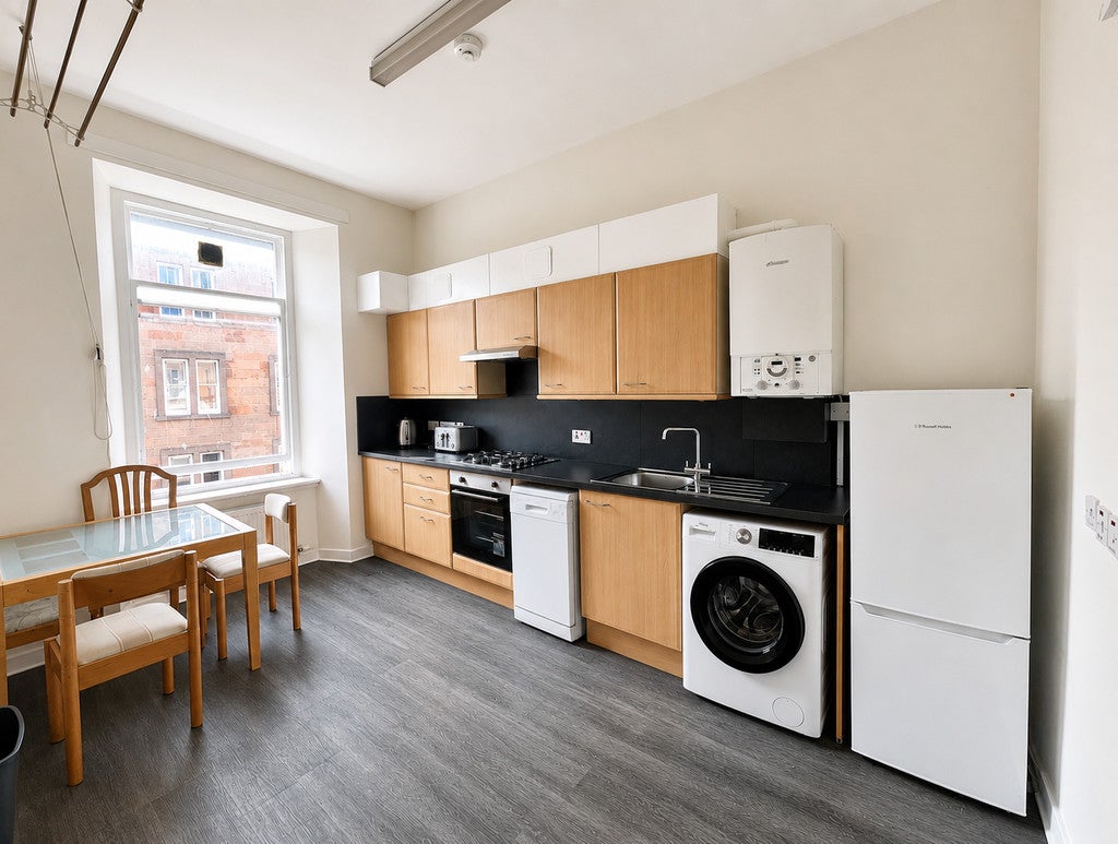 Flat Bathgate Street in Glasgow