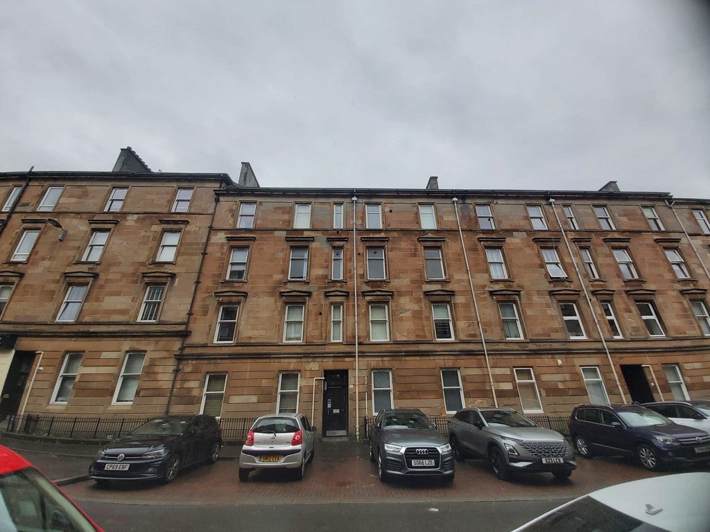 Flat Bathgate Street in Glasgow