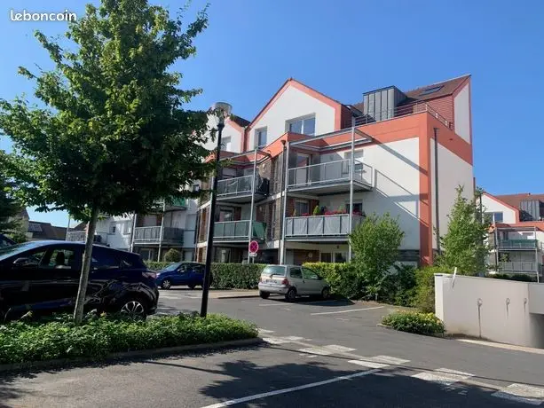 Flat Rue du Triton Crêté in Saint-Pierre-du-Perray