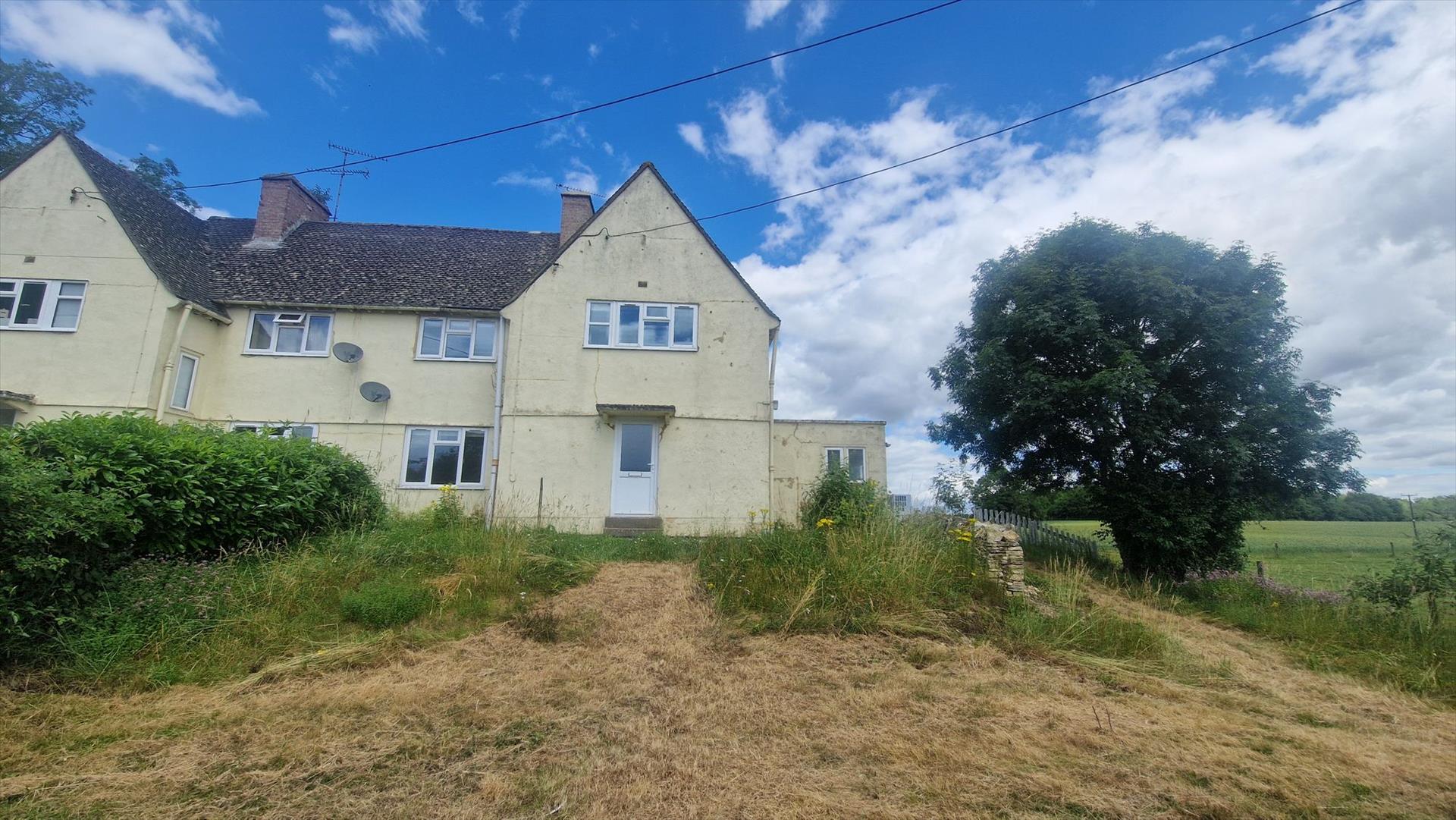 House Stow Road in Cotswold District