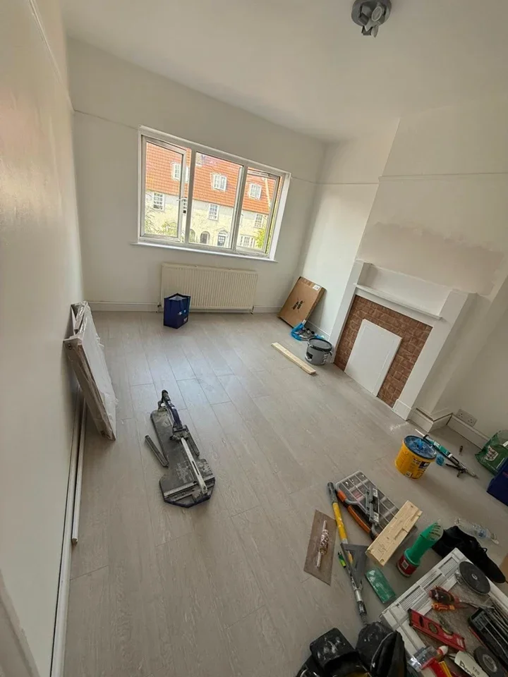 Flat Lordship Lane in Greater London