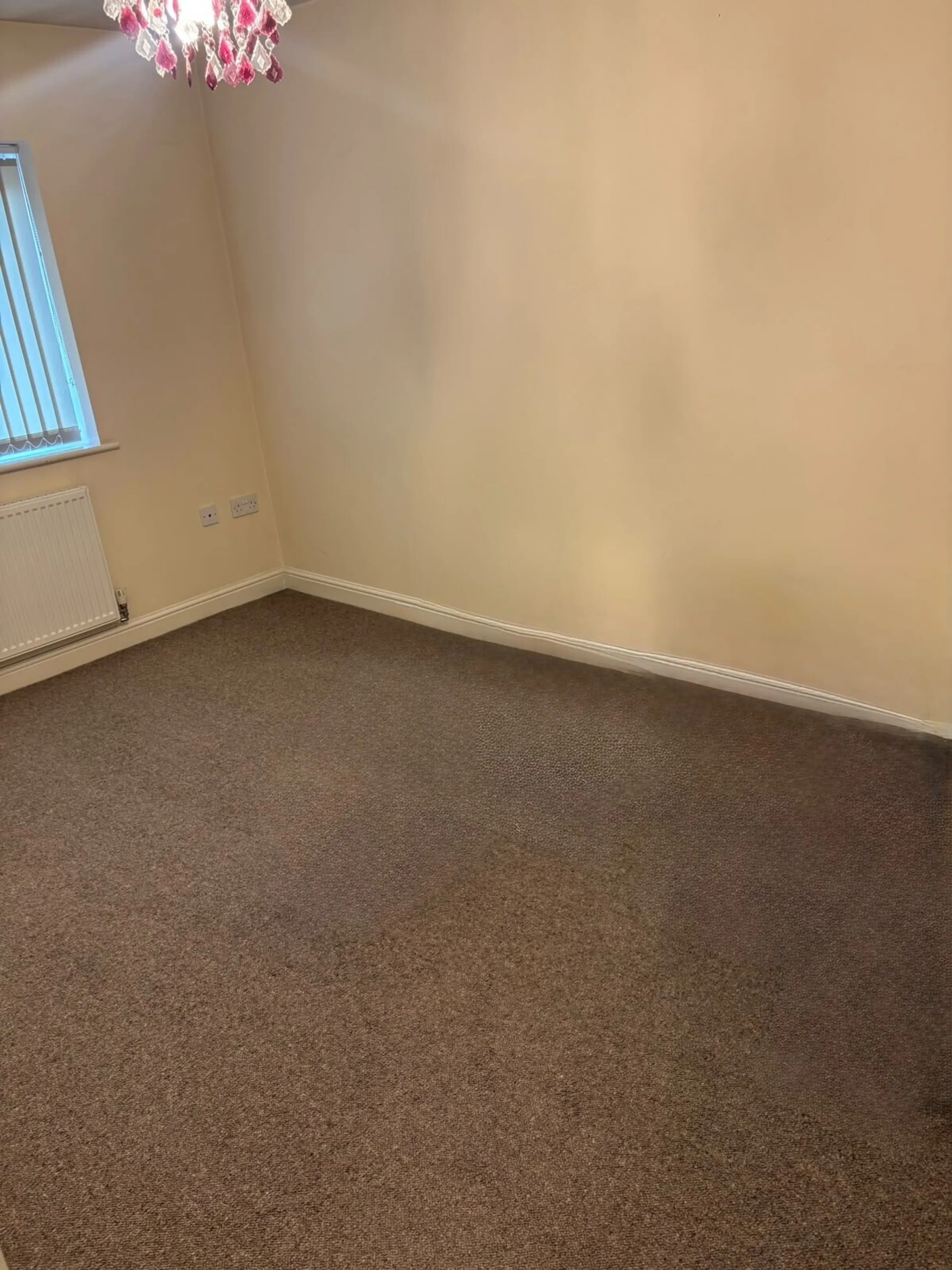 Flat Cannock Road in Wolverhampton