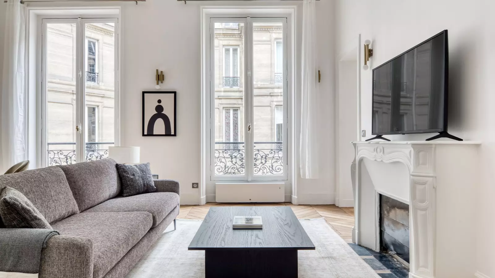 Flat Rue du Général-Foy in Paris