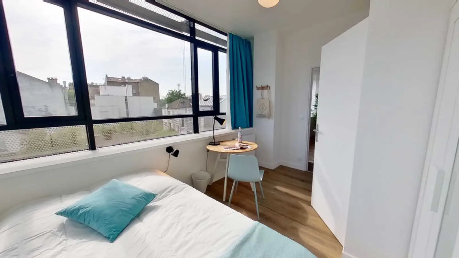 Room Avenue Sainte-Anne in Asnières-sur-Seine